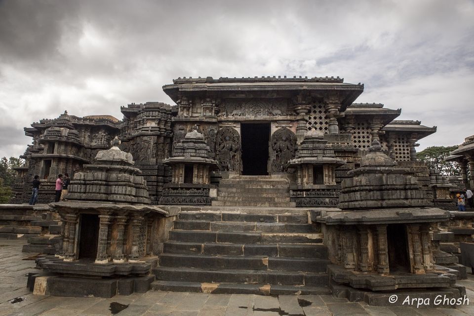 Photo of Belur- Halebeedu: Iconic historical landmark of Hoysala dynasty 14/46 by Madhumita Banerjee
