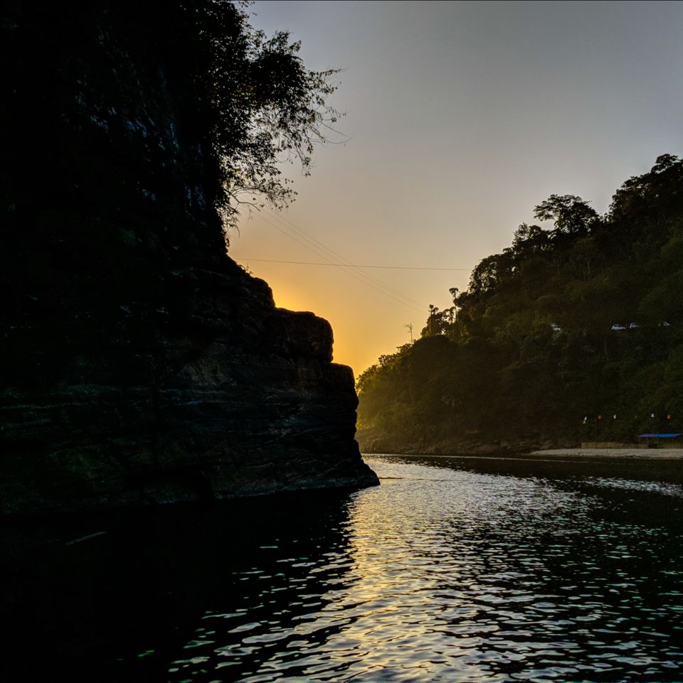 Photo of Boat ride in Umngot river at Dawki, Meghalaya by Niladri Maitra