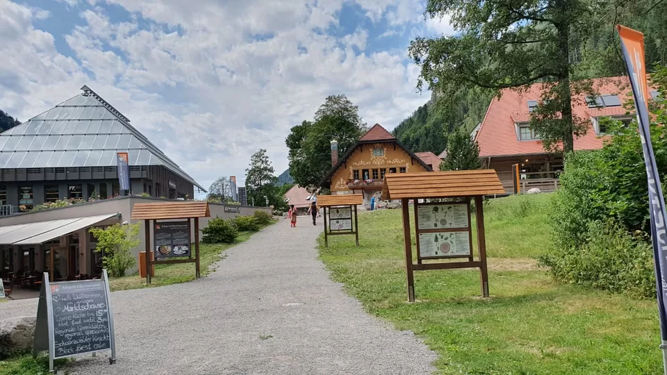 Photo of Affordable 10 days Trip to Europe by Aswathy Nair