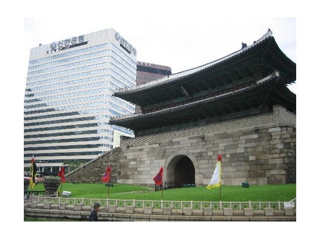 Photo of Namdaemun, Seoul, South Korea by Santa Jocita