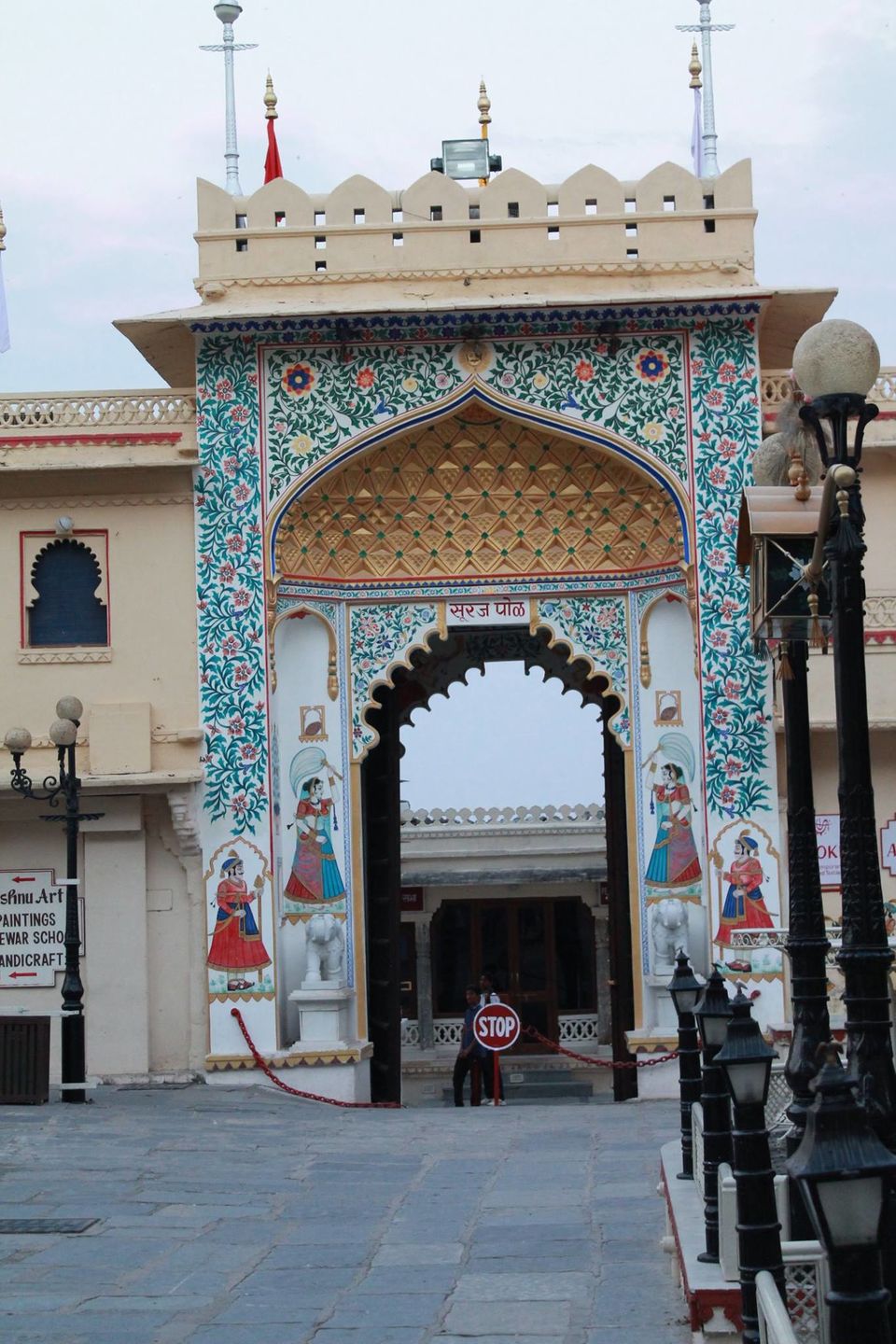 Photo of UDAIPUR- Venice of the East 18/25 by Santa Jocita