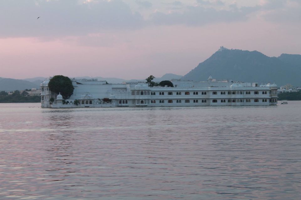 Photo of UDAIPUR- Venice of the East 16/25 by Santa Jocita