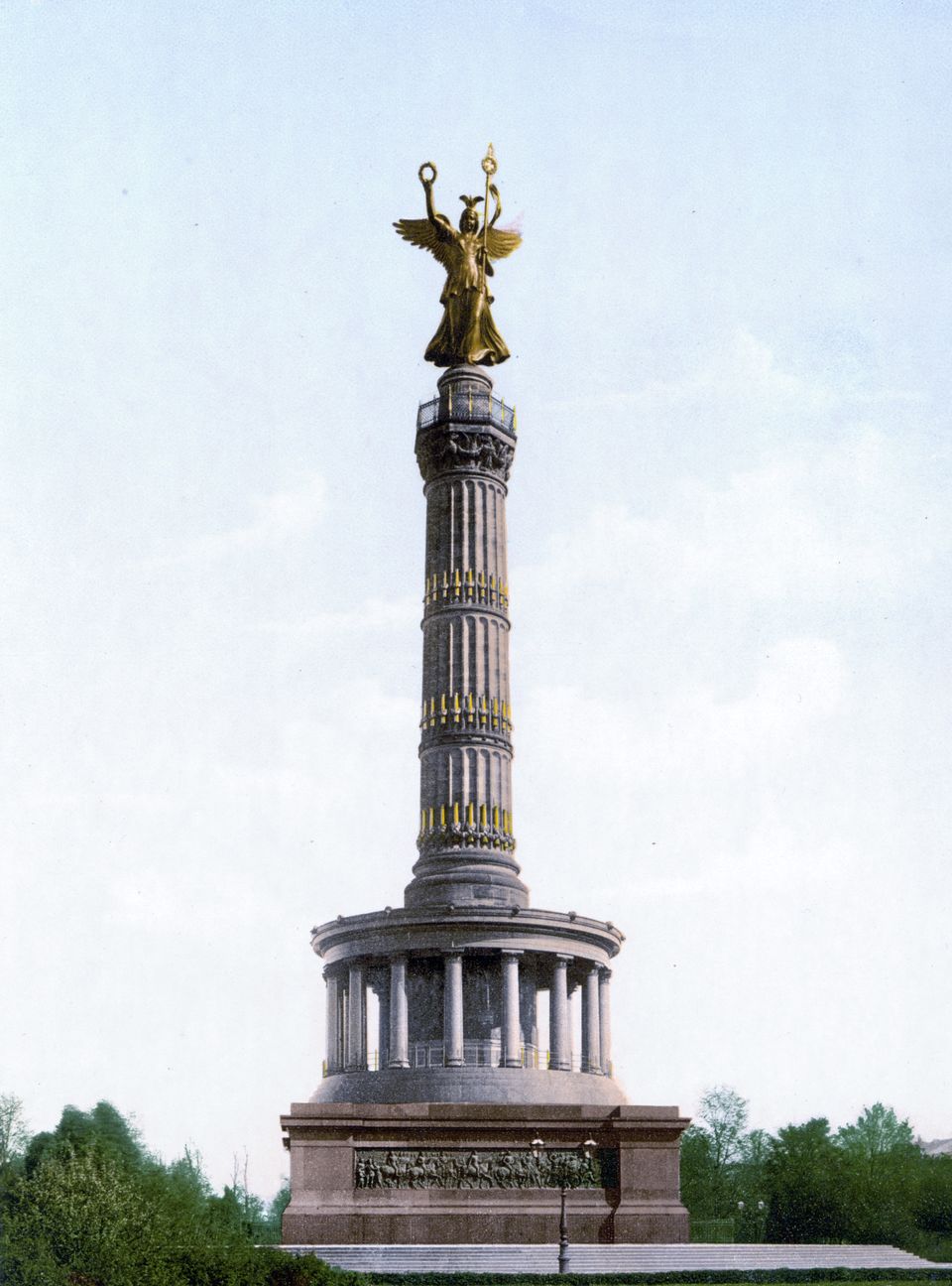 Photo of Berlin by Santa Jocita