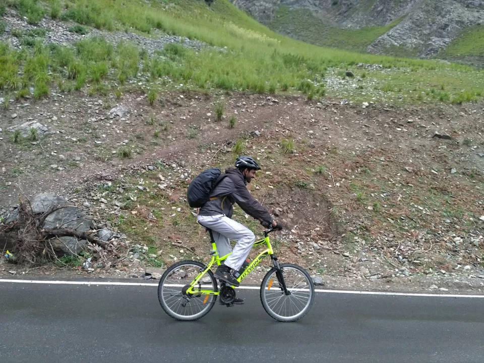 Photo of Srinagar-Leh Cycling Expedition by Vishvjeet