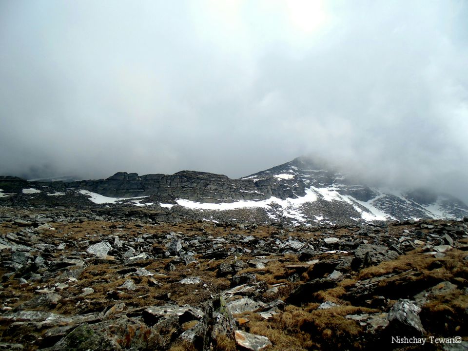 Photo of Bhagwa Basa, Roopkund Trail, Uttarakhand, India by Nishchay Tewari