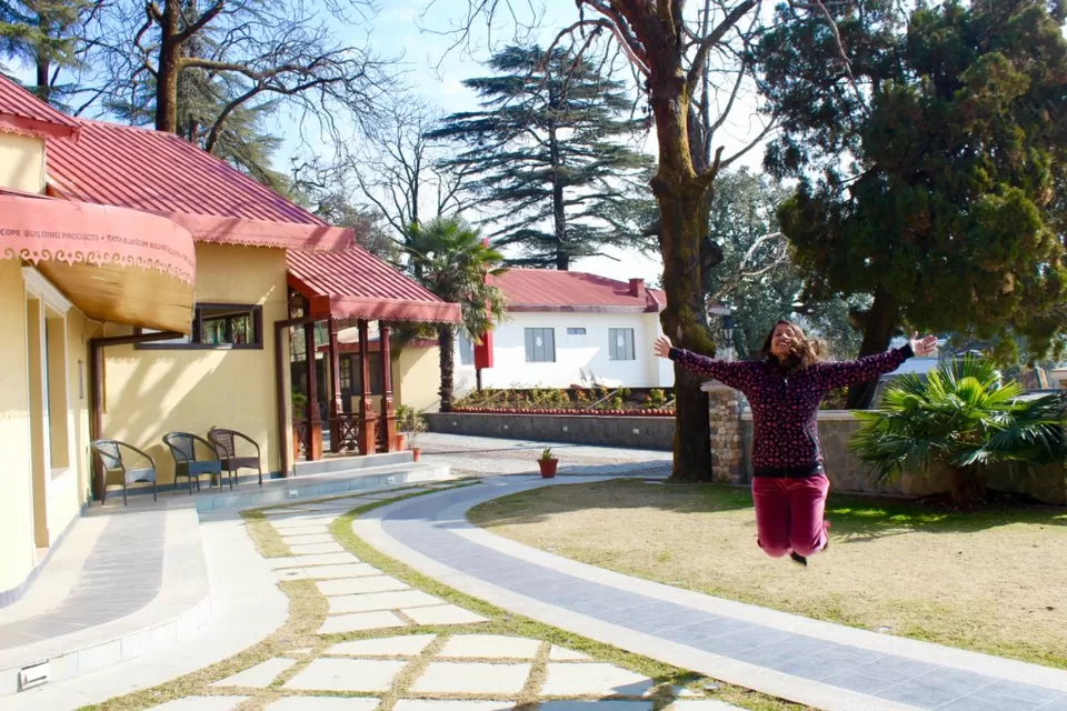 Photo of Treebo Trend Royal Mansion - Mall Road Mussoorie, Palpitation Slope, The Mall Road, Mussoorie, Uttarakhand, India by 2itchyfeets