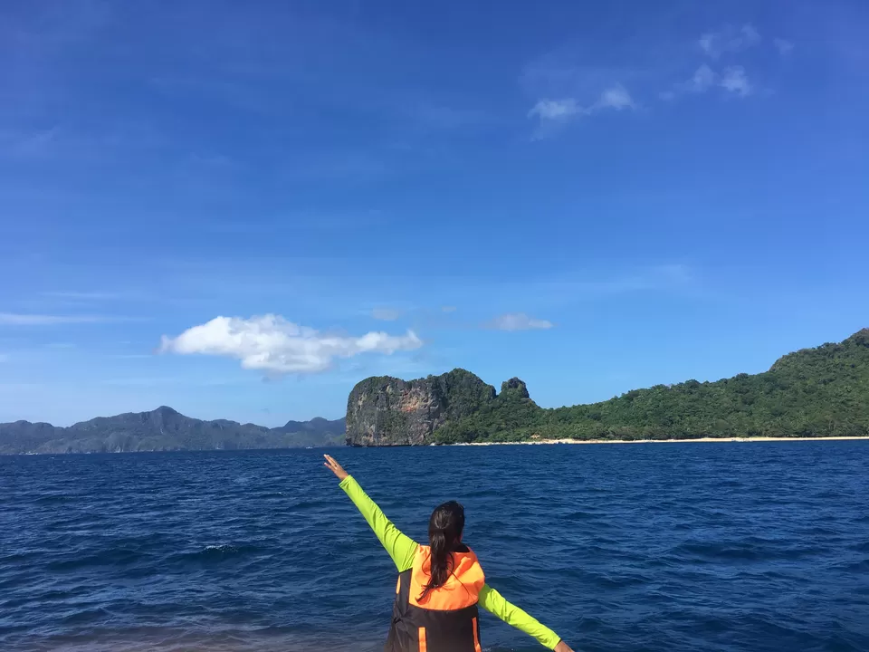 Photo of Helicopter Island, El Nido, Philippines by 2itchyfeets
