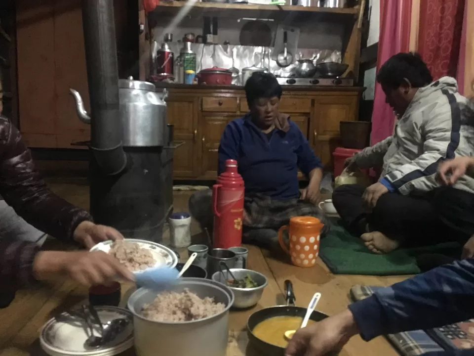 Photo of Phobjikha Valley, Wangdue Phodrang, Bhutan by 2itchyfeets