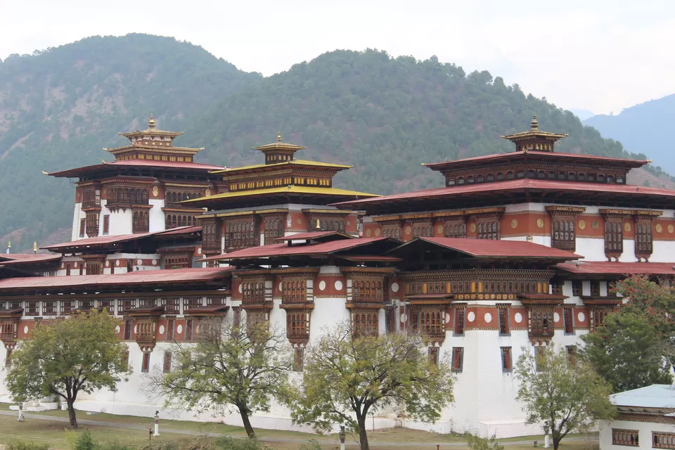 Photo of Punakha Dzong, Bhutan by 2itchyfeets