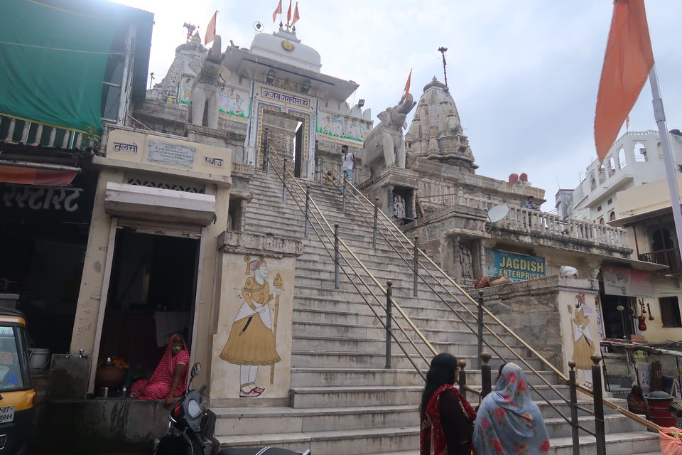 Photo of Udaipur - The City of Lakes | November to March is the perfect time for Udaipur 3/23 by Suraj Mandal