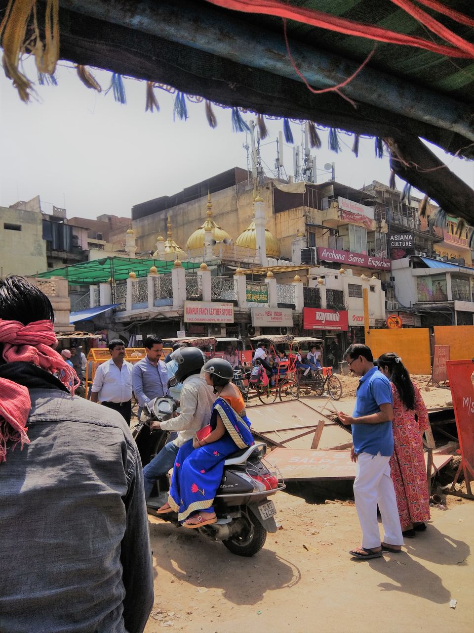 Photo of Ride in a Rickshaw with me to explore India's famous food street !! by Hemanth Bhargav Murthy (Hemuu)
