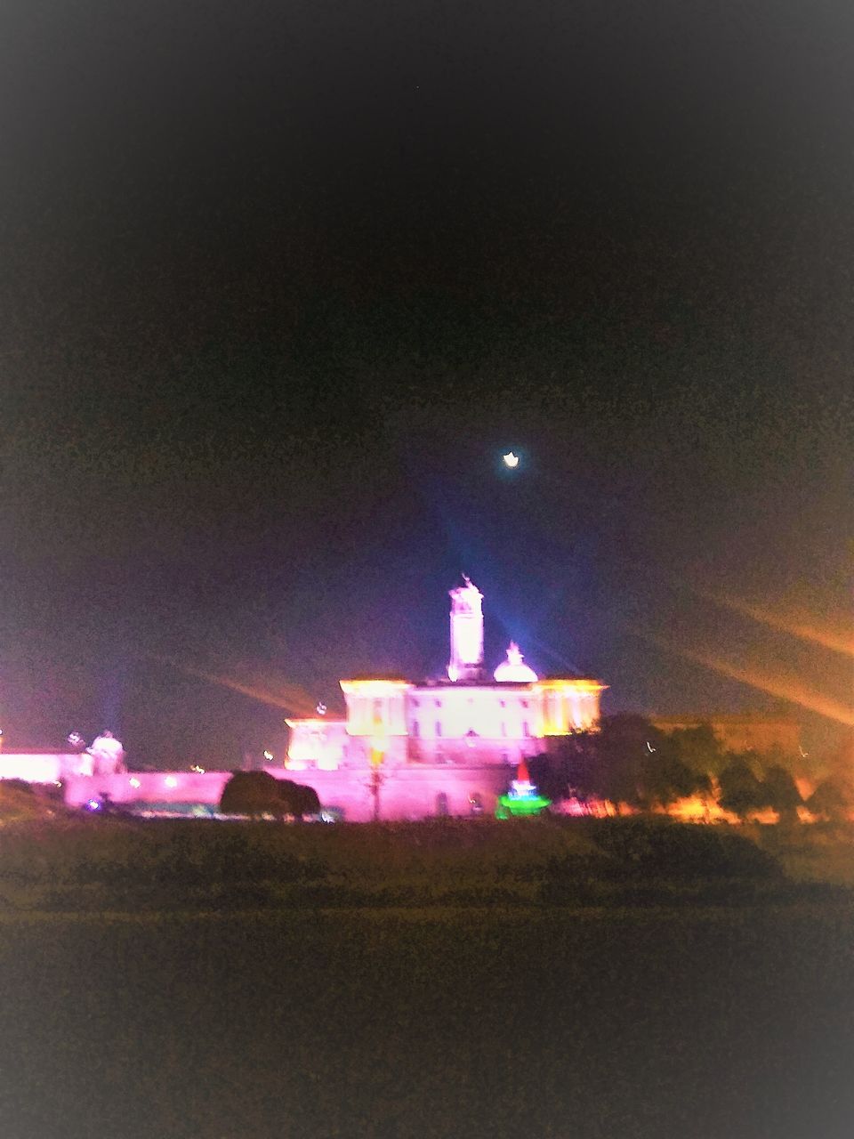 Photo of This Ramadan, Don't miss the Crescent at Central Secretariat... by Hemanth Bhargav Murthy (Hemuu)