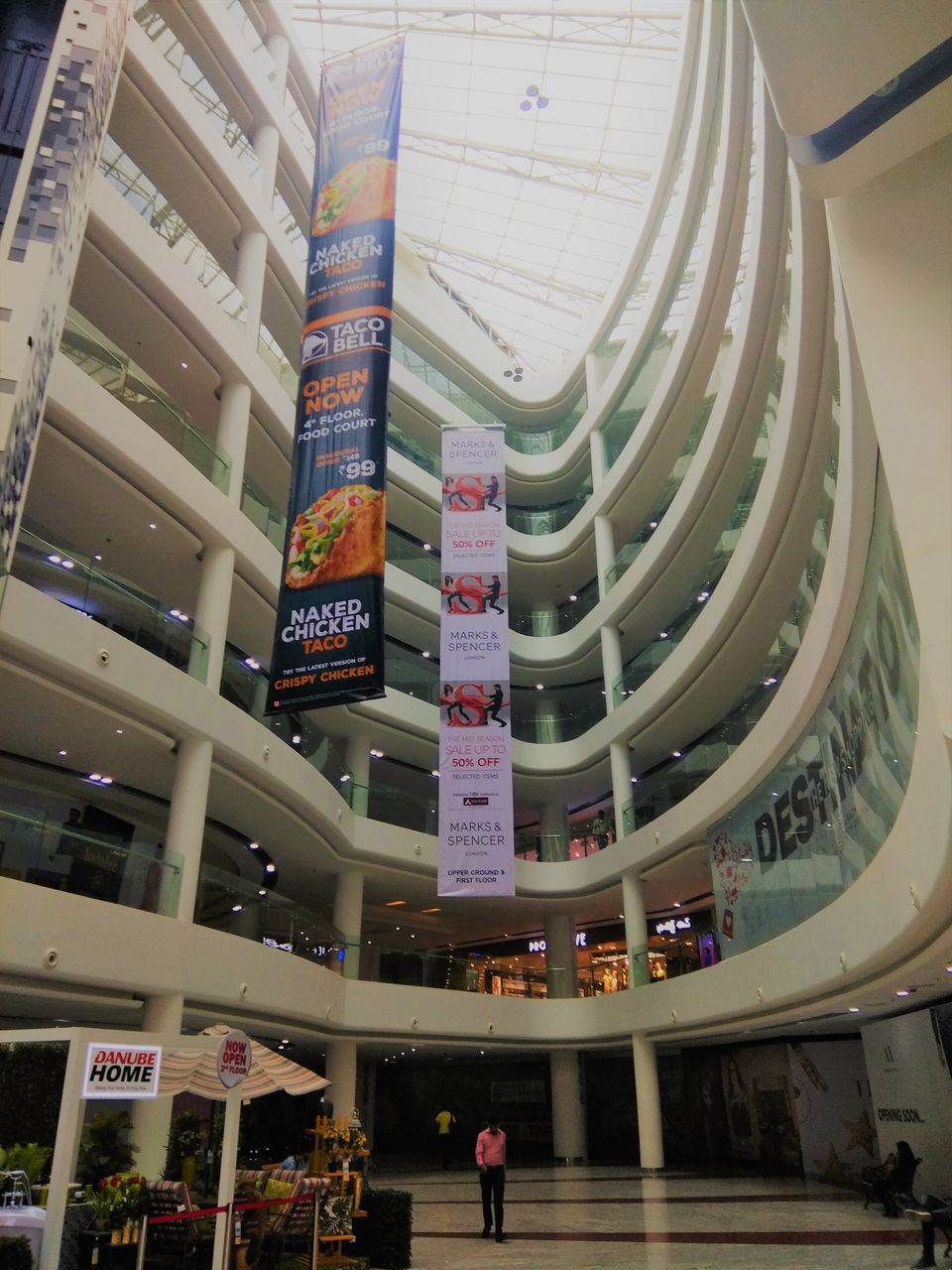 Photo of Explore the India's Largest Mall, now in Hyderabad. by Hemanth Bhargav Murthy (Hemuu)