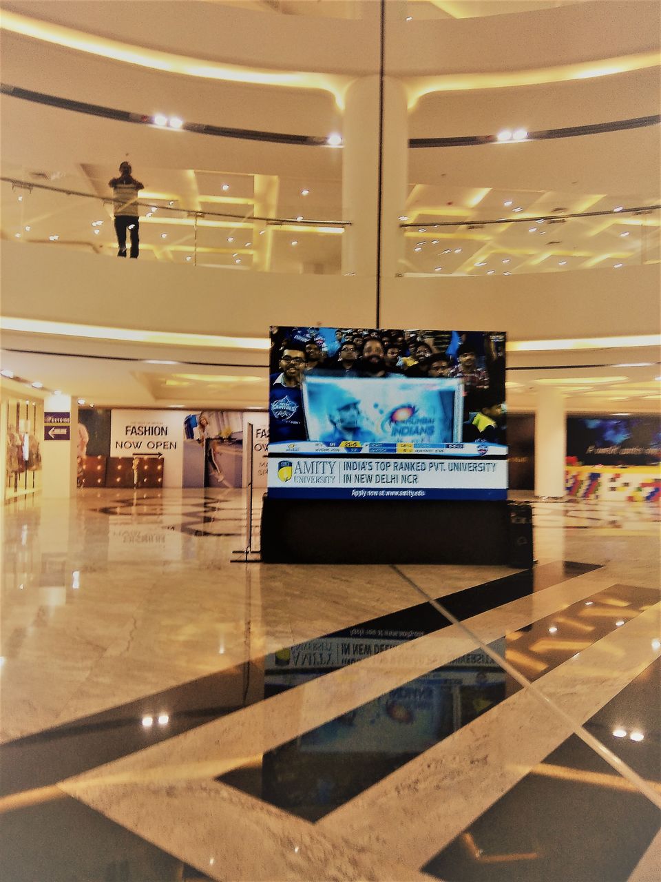 Photo of Explore the India's Largest Mall, now in Hyderabad. by Hemanth Bhargav Murthy (Hemuu)