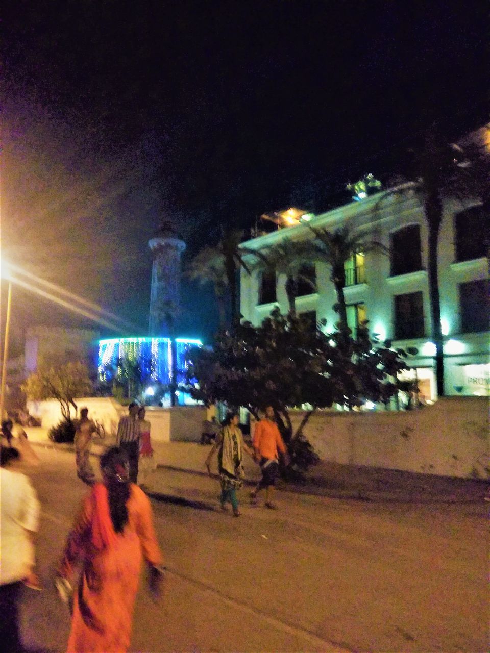 Photo of The Late Night Vibes of Pondicherry at White Town on the shore of Rock Beach... by Hemanth Bhargav Murthy