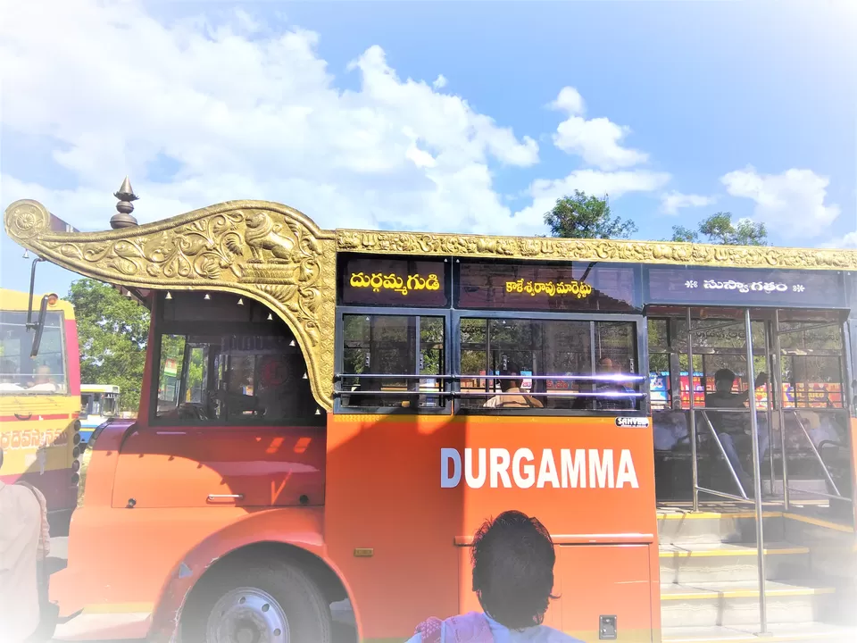 Photo of Vijayawada Bus Stand, Krishnalanka, Vijayawada, Andhra Pradesh, India by Hemanth Bhargav Murthy (Hemuu) 