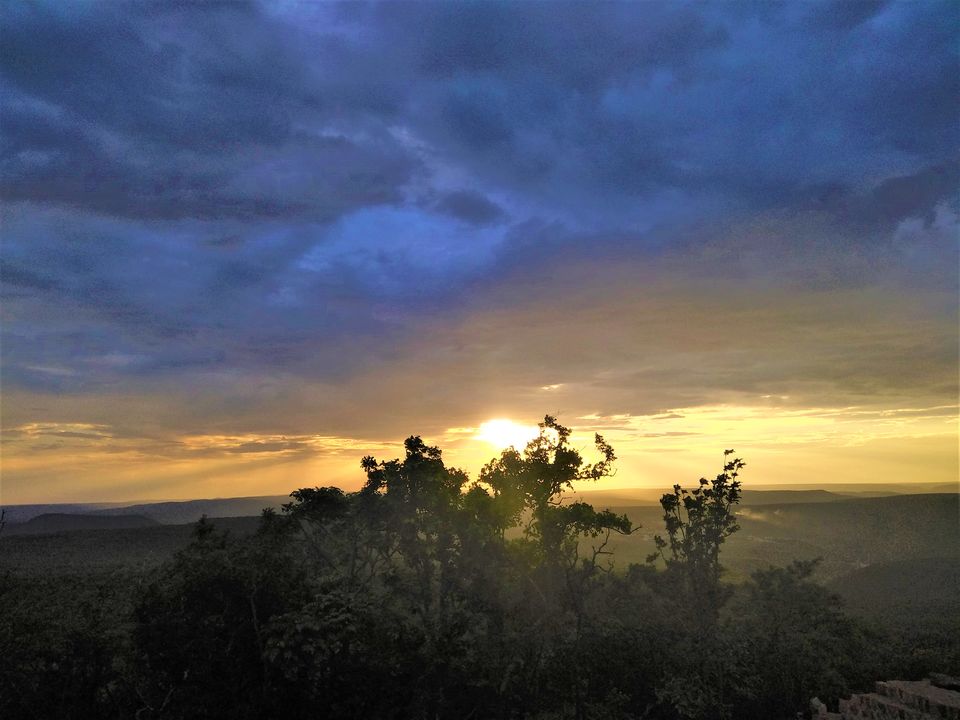 Photo of The breathtaking sunset view from the highest point of Srisailam Hills... by Hemanth Bhargav Murthy (Hemuu)