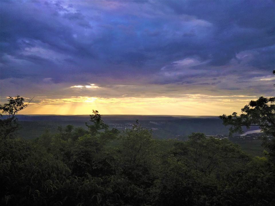 Photo of The breathtaking sunset view from the highest point of Srisailam Hills... by Hemanth Bhargav Murthy (Hemuu)