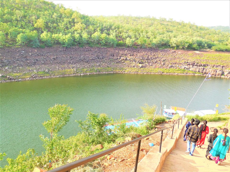 Photo of The complete description of the beauty of the Paatala Ganga Lake, Srisailam. 4/11 by Hemanth Bhargav Murthy (Hemuu)