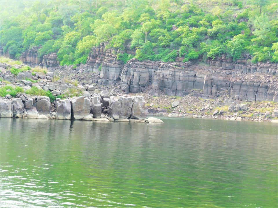 Photo of The complete description of the beauty of the Paatala Ganga Lake, Srisailam. 9/11 by Hemanth Bhargav Murthy (Hemuu)