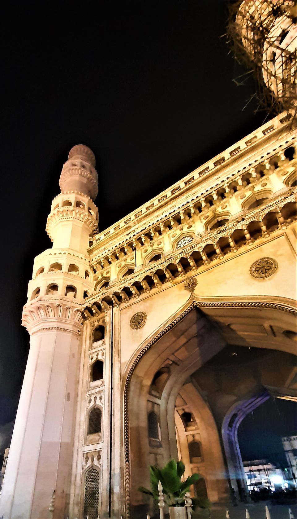 Photo of The inexplicable beauty of Charminar and the awe struck shopping experience of Laad Bazaar! by Hemanth Bhargav Murthy (Hemuu)