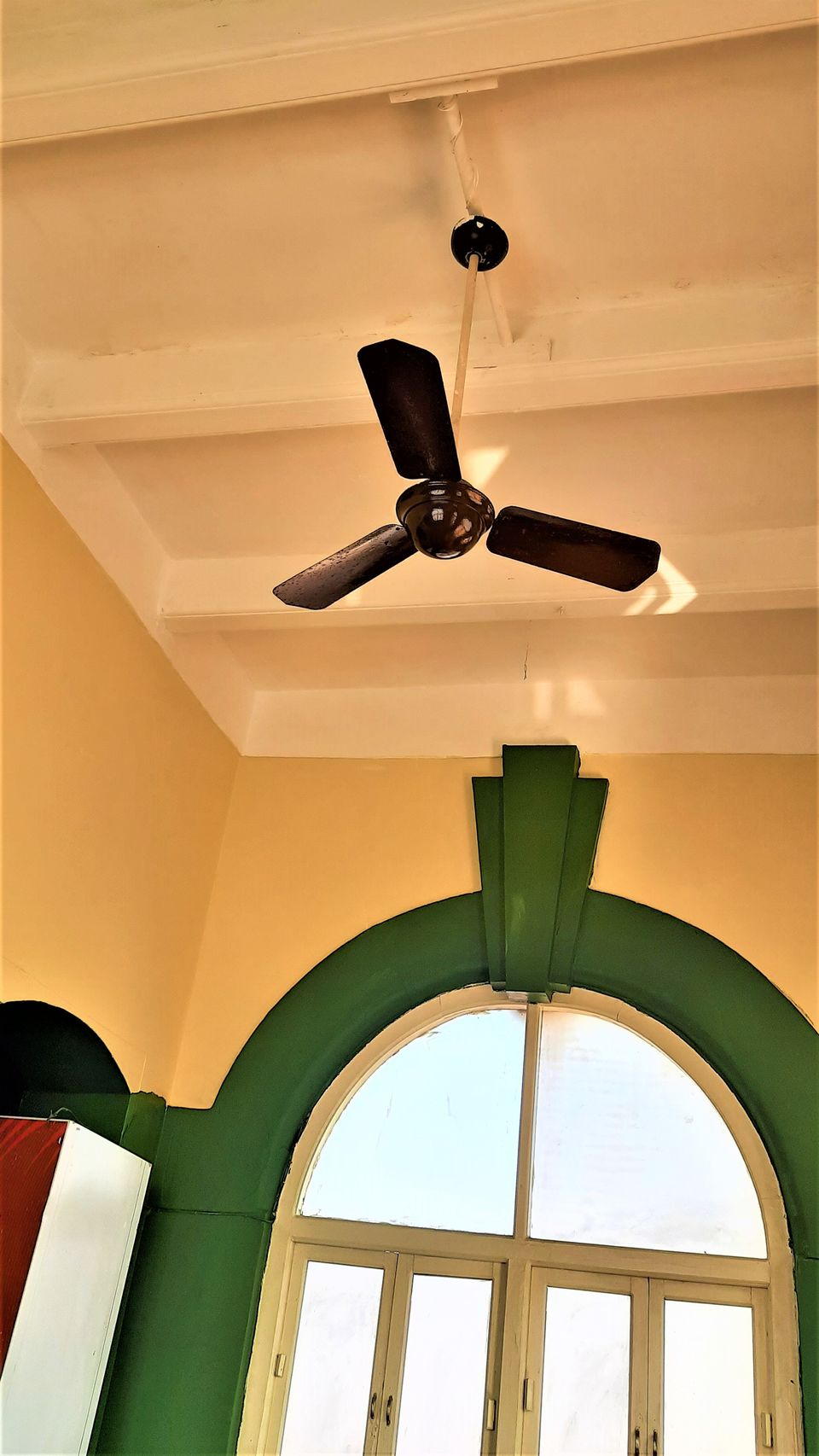 Photo of Feel like an English while having drinks at Baron - The British Bar of Puri, Odisha!! 6/16 by Hemanth Bhargav Murthy (Hemuu)
