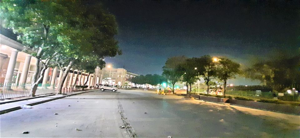 Photo of The calming beauty of Connaught place in odd timings, Delhi...! by Hemanth Bhargav Murthy (Hemuu)