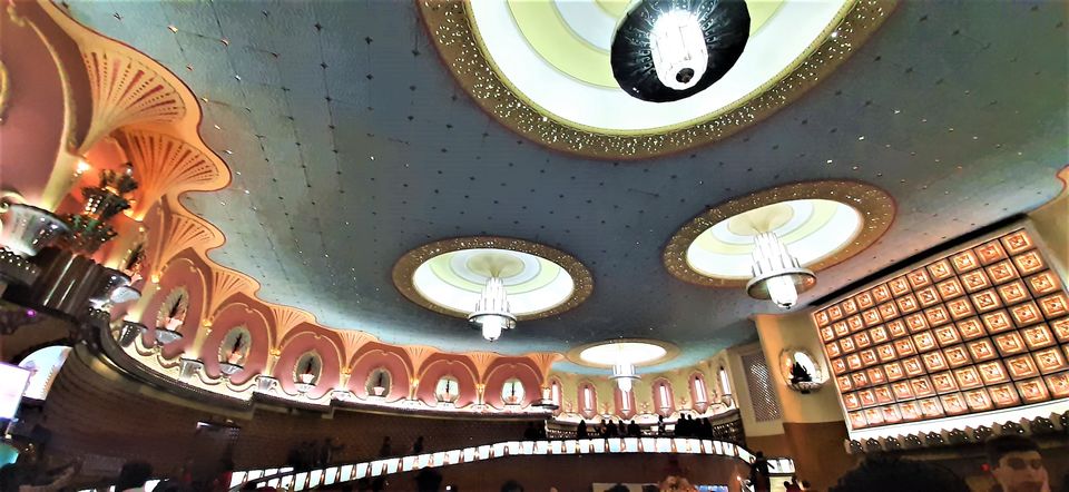 Photo of Welcome to the Asia's largest movie theater, Raj Mandir, Jaipur! by Hemanth Bhargav Murthy (Hemuu)