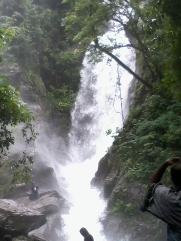 Photo of Mainapi Waterfall, Neturlim, Goa, India by Sagar Gurav