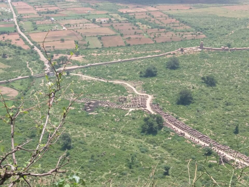 Photo of Road trip to Bhangarh Fort 7/72 by Pankaj Dixit