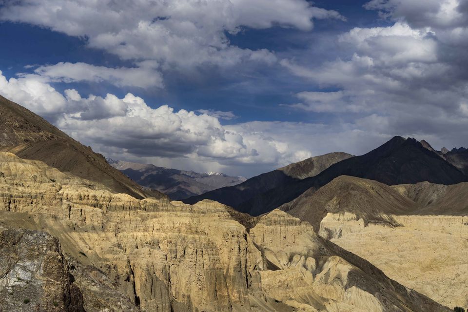 Photo of Leh Ladakh - A cluster of mountains by Aaditya Aakash