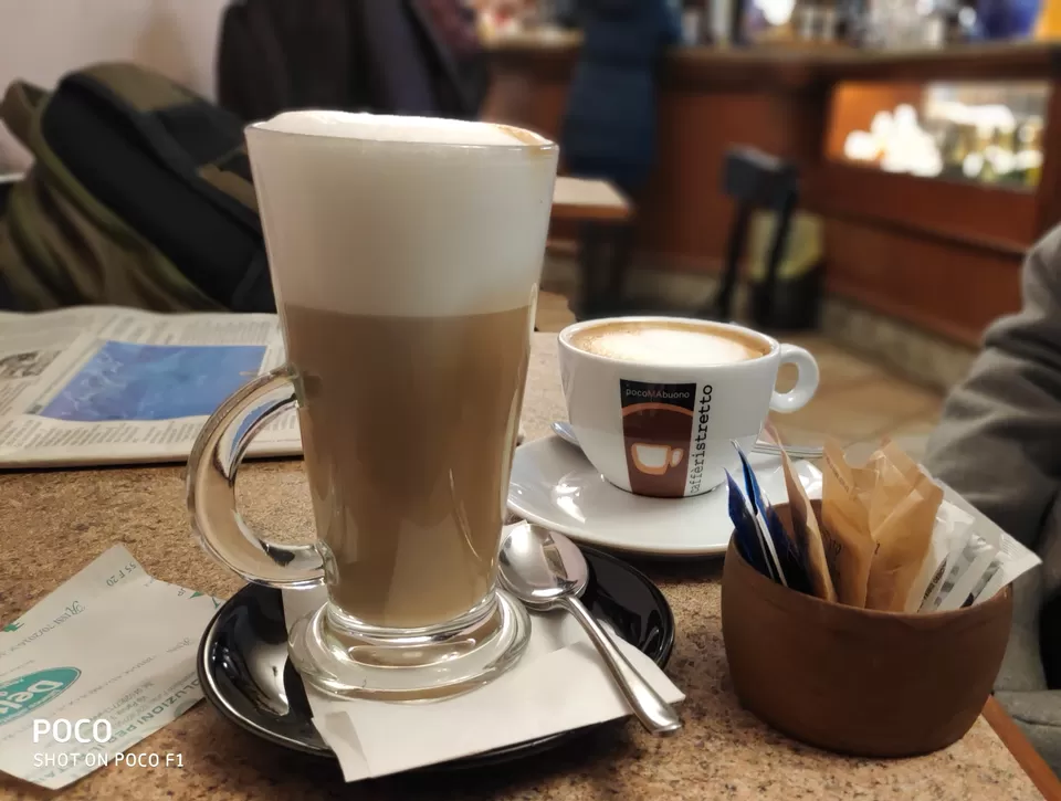 Photo of Al Barilott, Via 4 Novembre, Varenna, Province of Lecco, Italy by Incognito_Voyageur