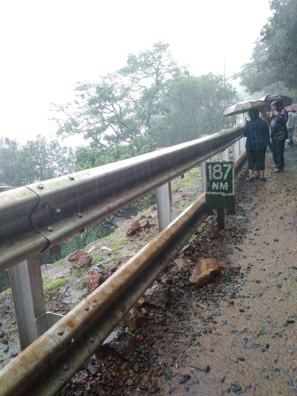 Photo of Matheran, Maharashtra, India by Debapriya Banerjee