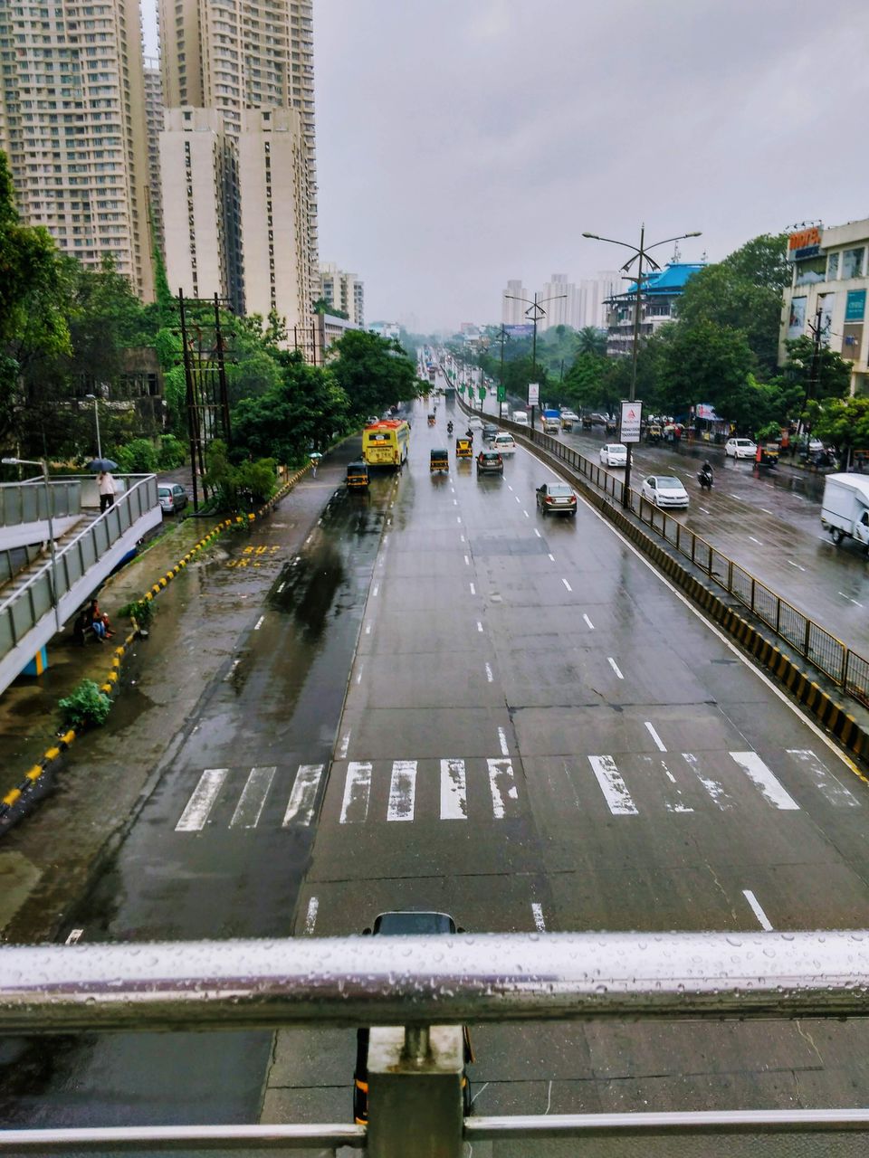 Photo of Thane West, Thane, Maharashtra, India by Debapriya Banerjee