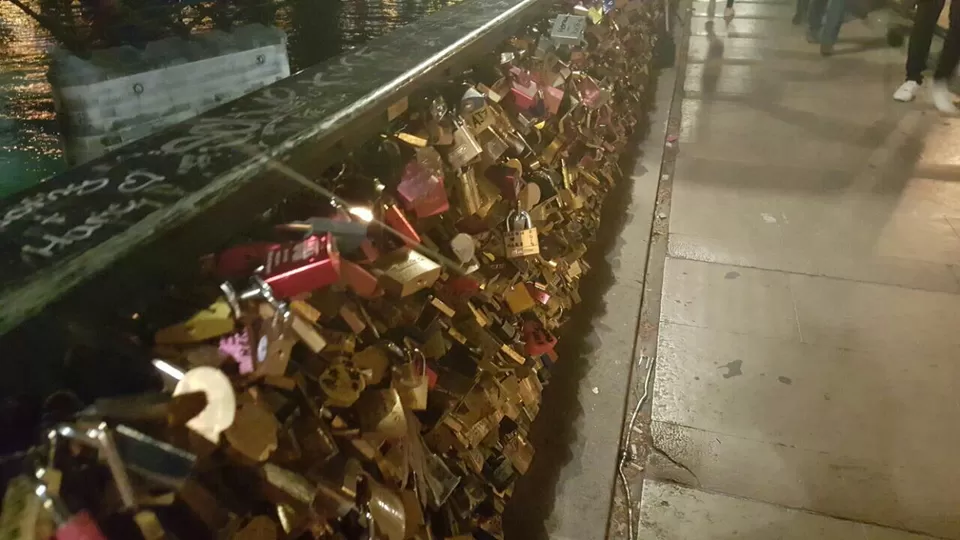 Photo of Paris, France by Angad Sobti