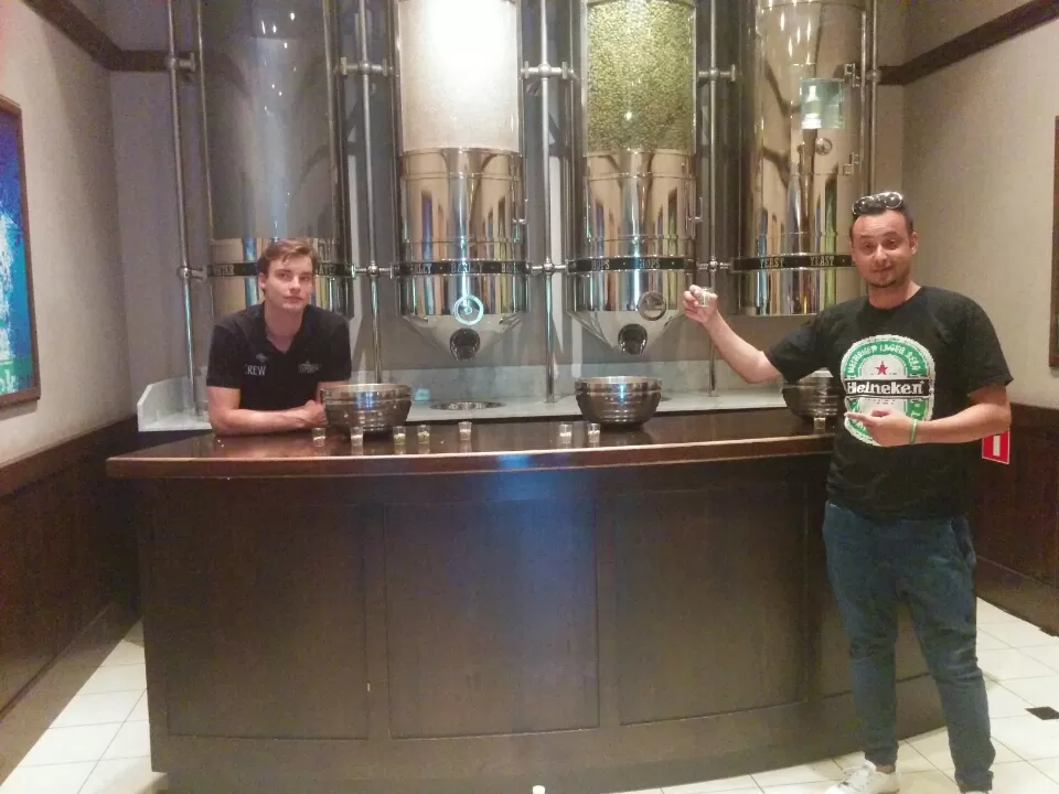 Photo of Amsterdam by Angad Sobti