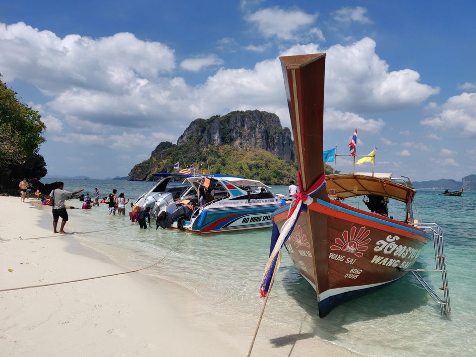 Photo of Krabi, Thailand by Vaibhav Sawhney