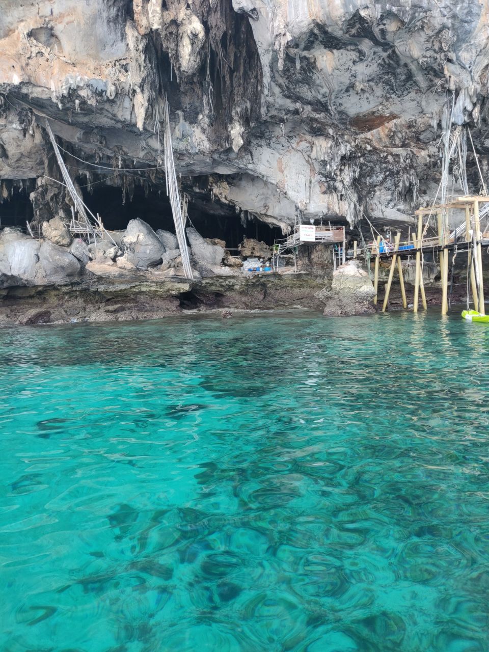 Photo of Phi Phi Islands, Krabi, Thailand by Vaibhav Sawhney
