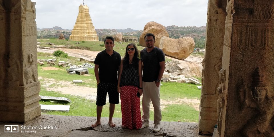 Photo of Kadalekalu Ganesha, Hampi, Karnataka, India by Ayushi Gupta