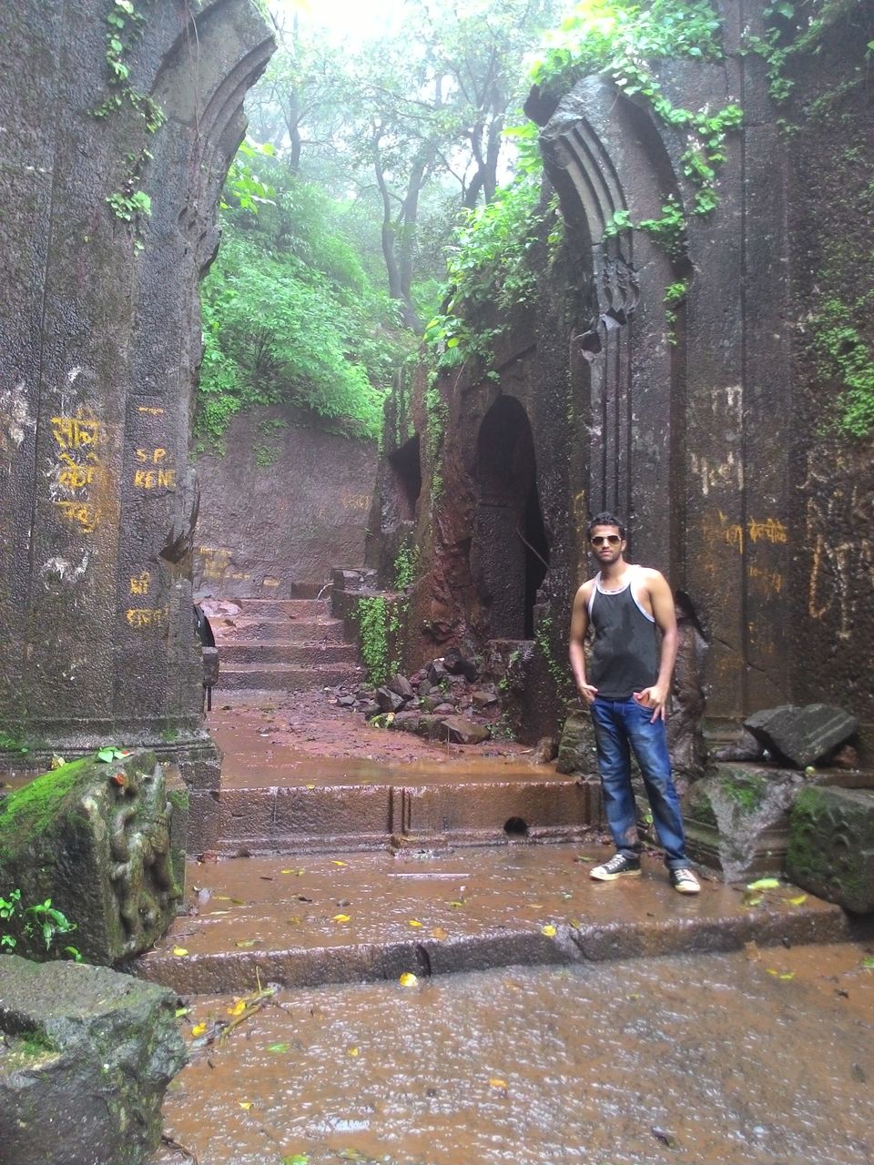 Photo of Monsoon Trail To Mahuli Fort 11/23 by ExploGraphr