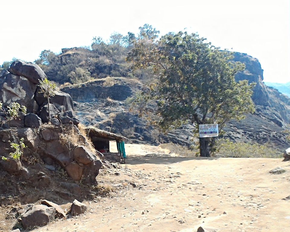 Photo of Pinnacle Of Kalavantin Durg 10/37 by ExploGraphr