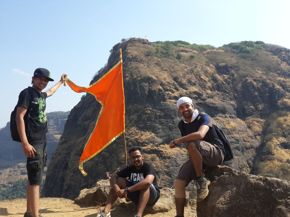 Photo of Pinnacle Of Kalavantin Durg 27/37 by ExploGraphr