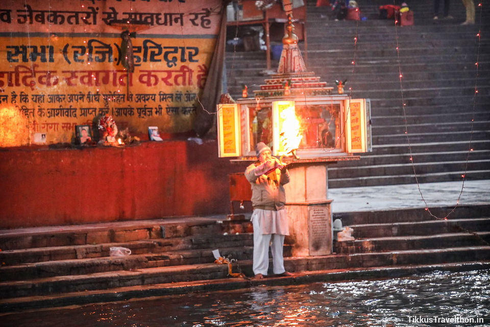 Photo of Witnessing The Ganga Arti in Haridwar by Anuj Tikku