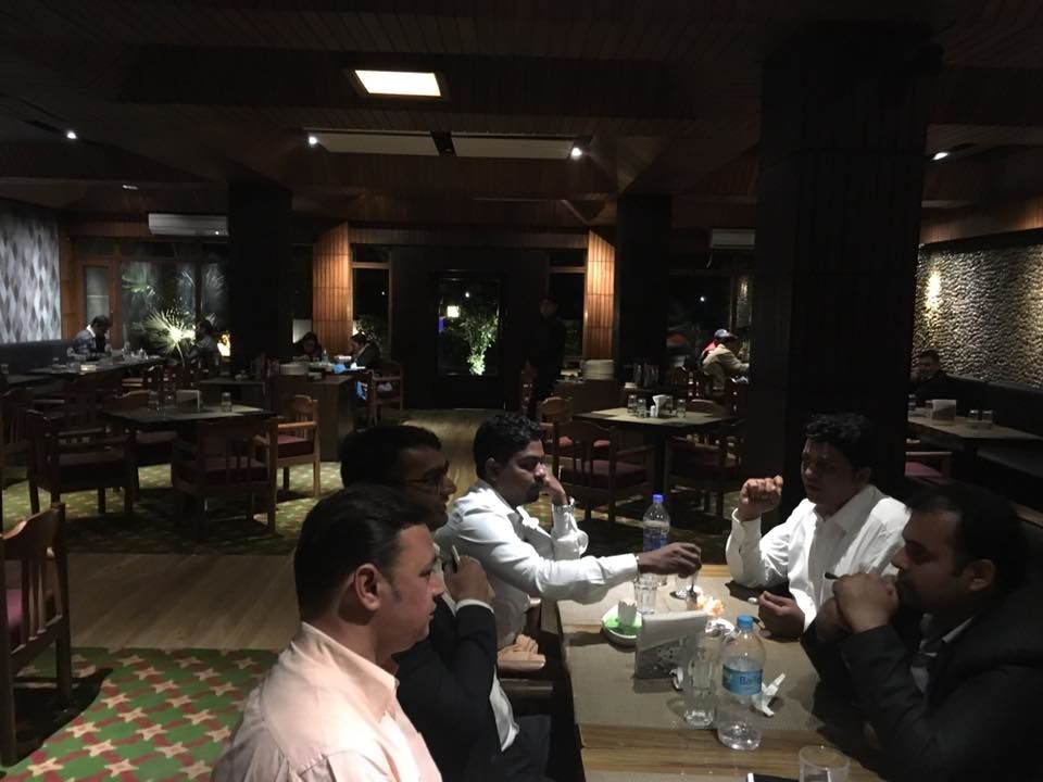 Photo of Ahdoos Hotel, Srinagar by Anuj Tikku