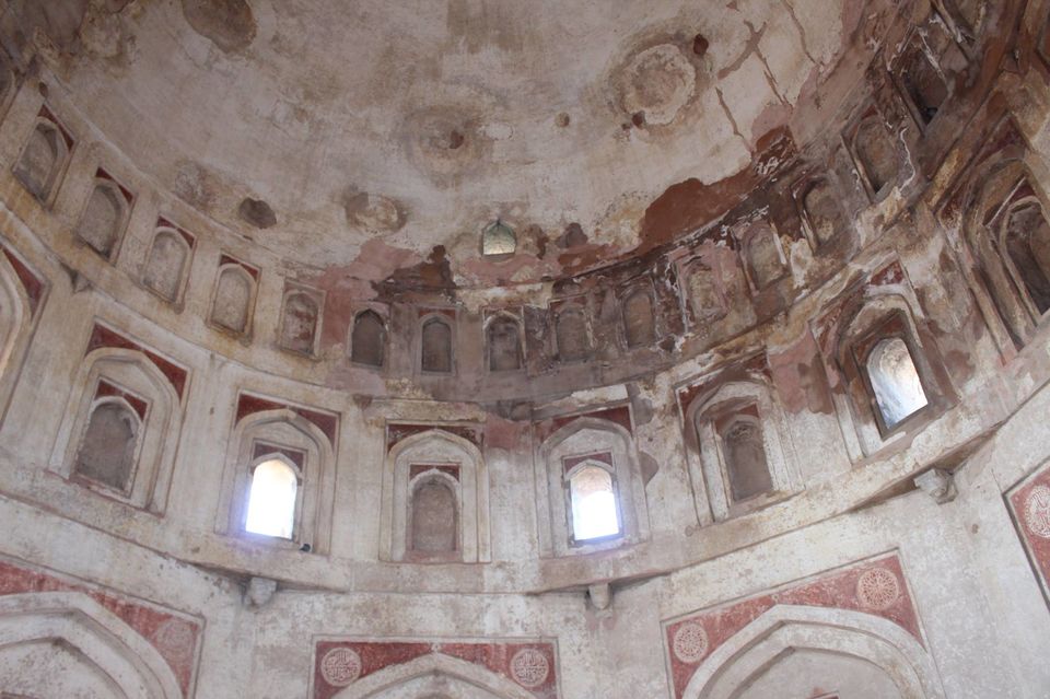 Photo of Adam Khan’s Tomb, Ward 2 Road, Seth Sarai, New Delhi, Delhi, India by Anuj Tikku