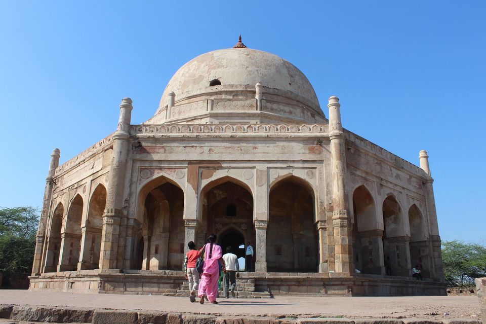 Photo of Adam Khan’s Tomb, Ward 2 Road, Seth Sarai, New Delhi, Delhi, India by Anuj Tikku