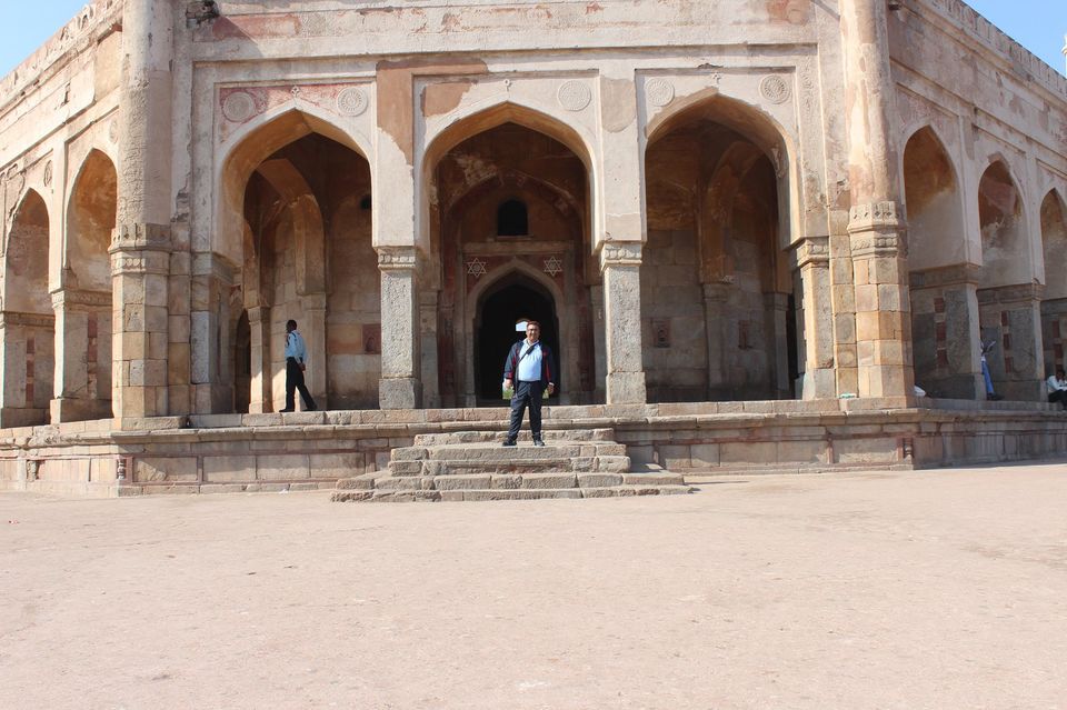 Photo of Adam Khan’s Tomb, Ward 2 Road, Seth Sarai, New Delhi, Delhi, India by Anuj Tikku