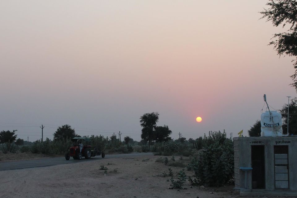 Photo of Pushkar, Rajasthan, India by Anuj Tikku