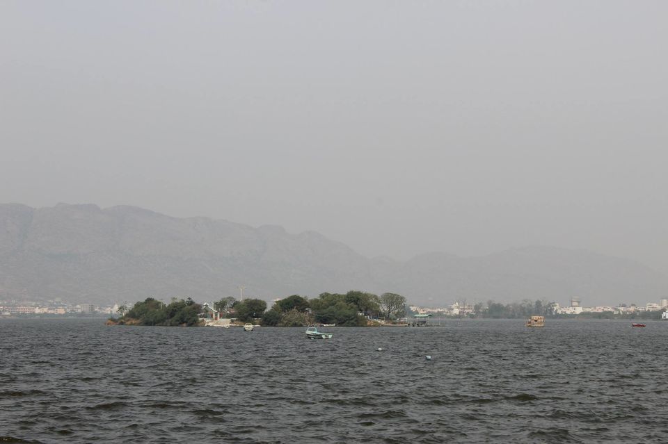 Photo of Dargah Bazar, Ajmer, Rajasthan, India by Anuj Tikku
