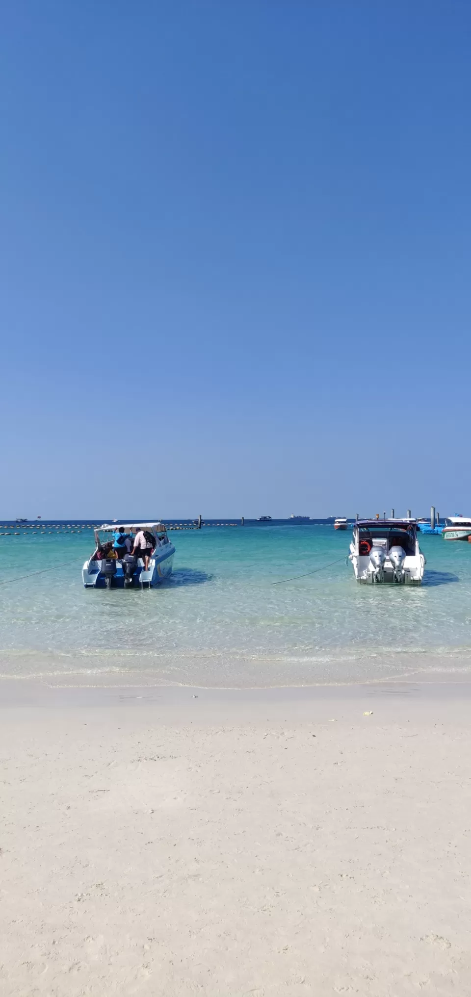 Photo of Pattaya Beach Thailand, Pattaya City, Bang Lamung District, Chon Buri, Thailand by Tushar Dawar